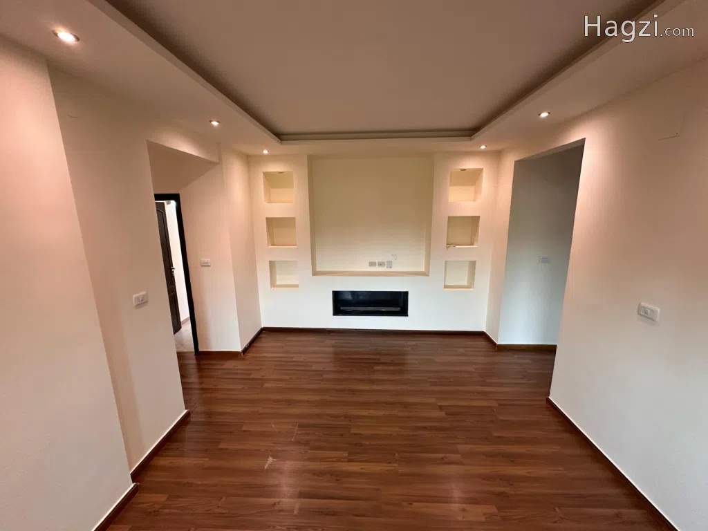 Unfurnished apartment to Rent - Image 1