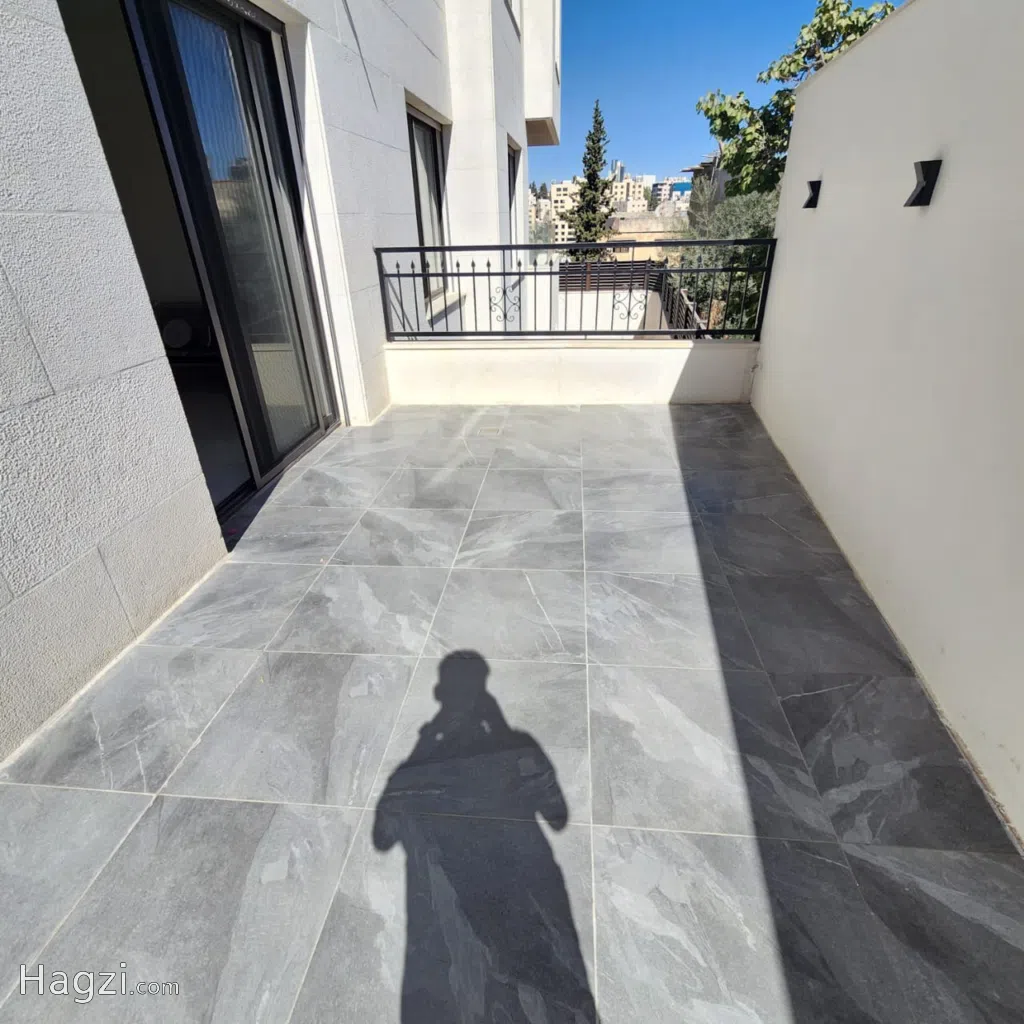 Unfurnished Apartment For Sale - Image 1