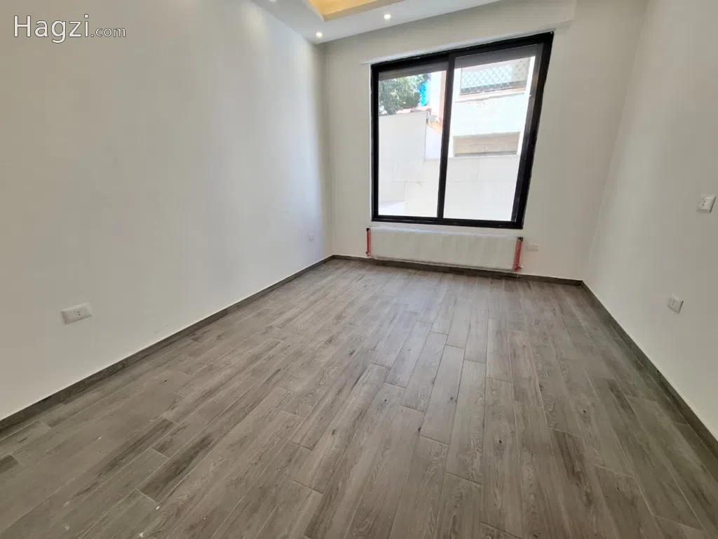 🏡 Housing for Sale in Prince Rashid Suburb – Near Zain Company — Photograph 4 of 39
