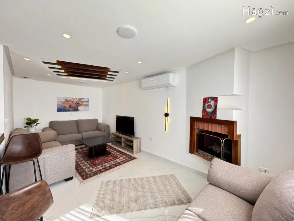 Rooftop for rent in Sweifieh - Image 1