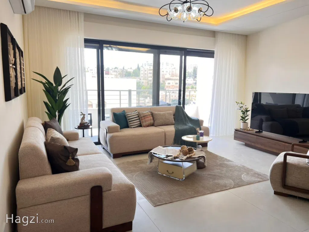 Stylish Fully Furnished 2-Bed, 2.5-Bath Apartment - Image 1
