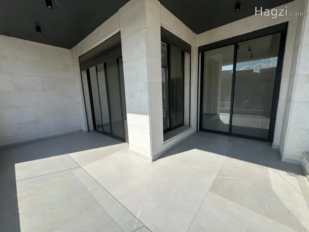 250 Sqm apartment for sale in Abdoun - Image 1