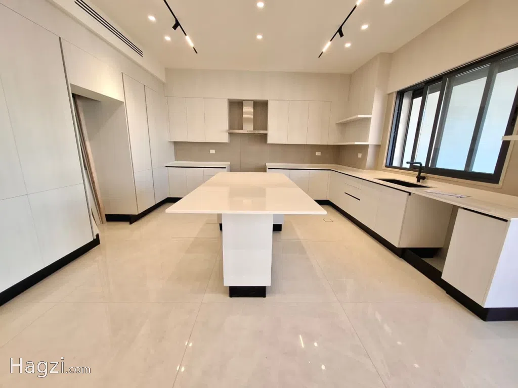 Unfurnished apartment to Rent - Image 1