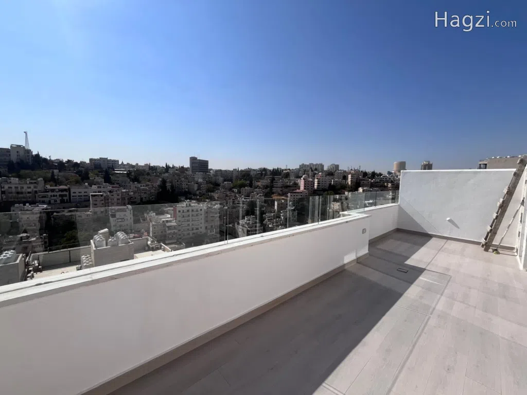 Three bedroom duplex - Image 1