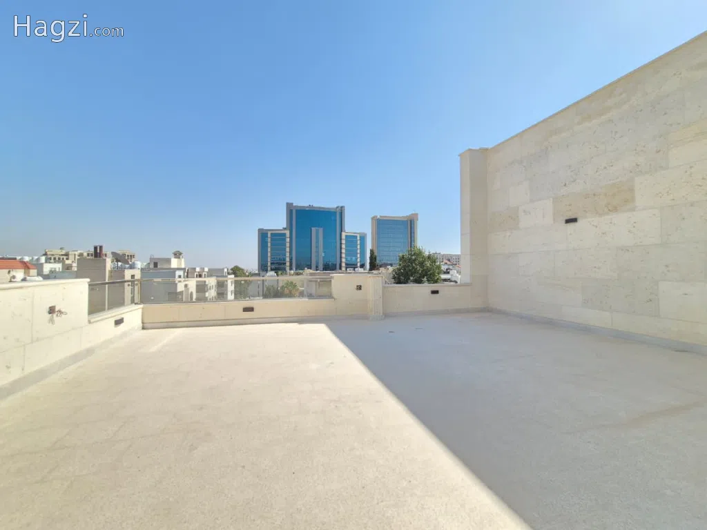 🏡 Luxury Apartments for Sale | Um Uthaina - Image 1