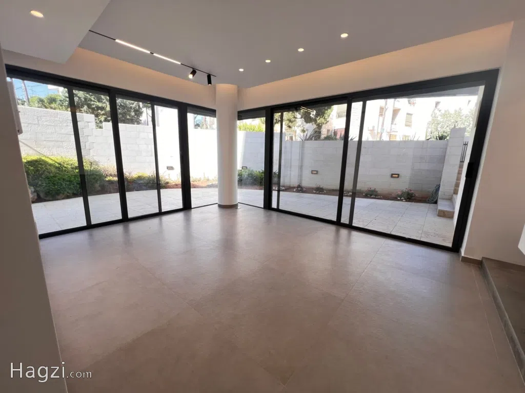 High-end Apartments for Sale - 4th Circle — Photograph 12 of 52