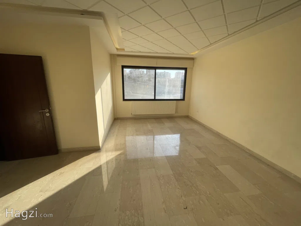 Apartment for rent in Hay Al Sahabah - Image 1