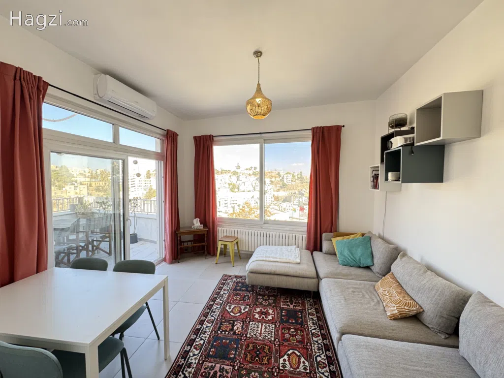 Two bedroom apartment for rent - Image 1
