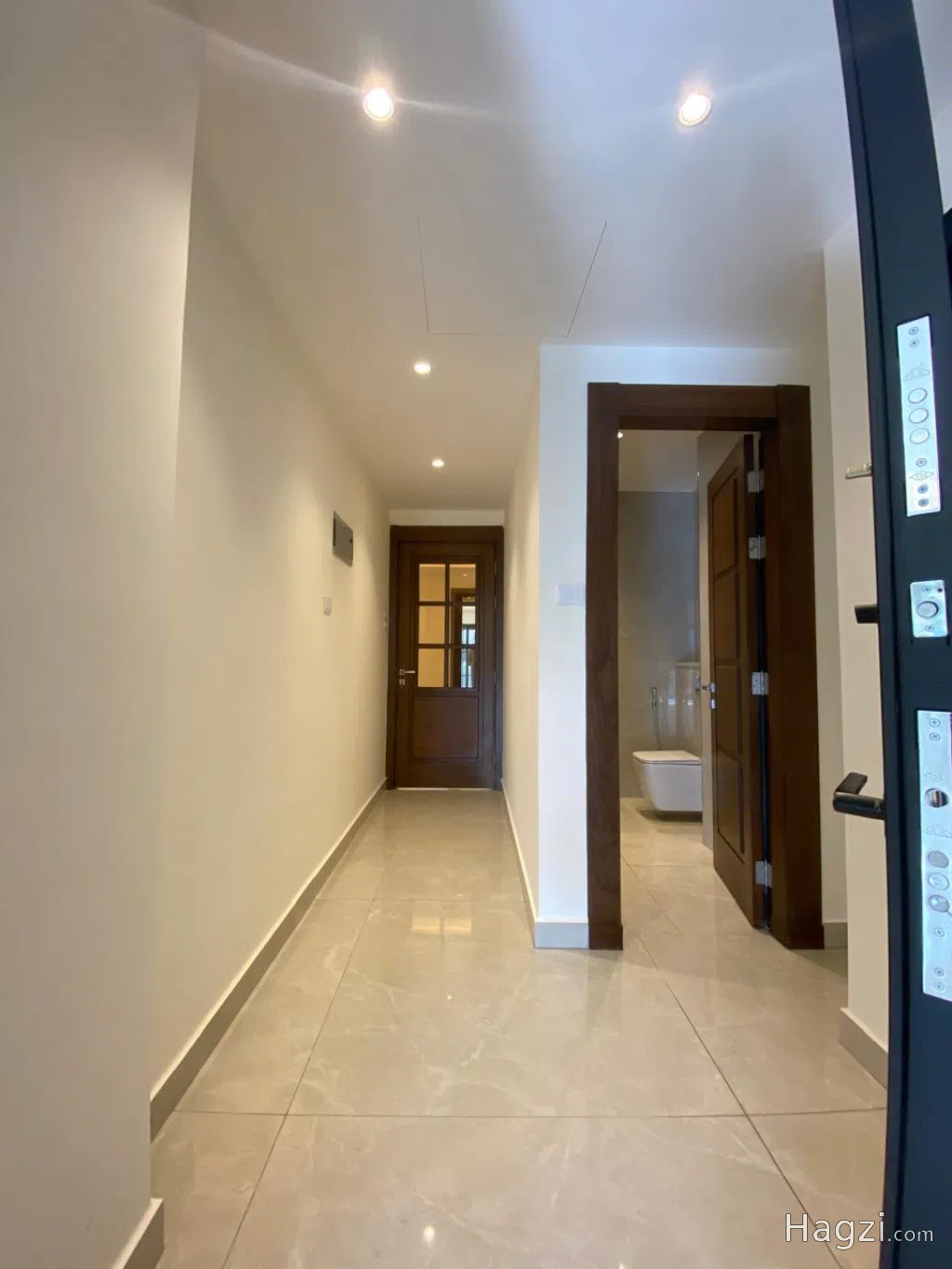 Apartment for Sale In Dahyet Al Nakheel - Image 1