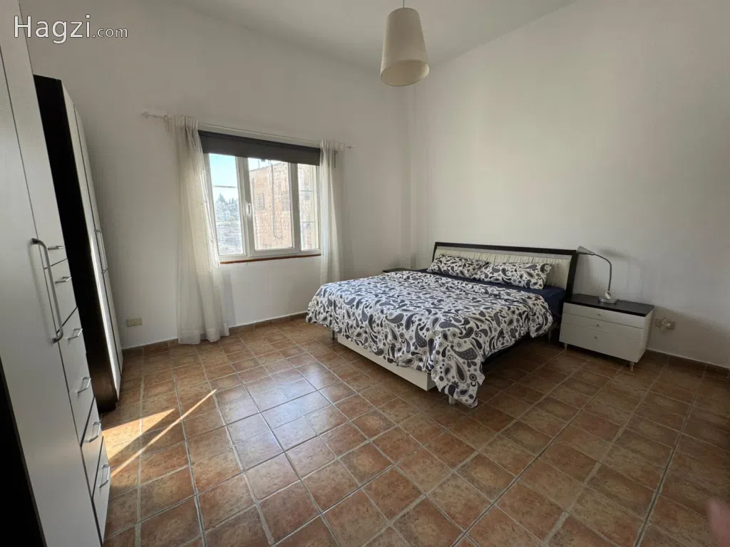 Two bedroom apartment for rent - Image 1