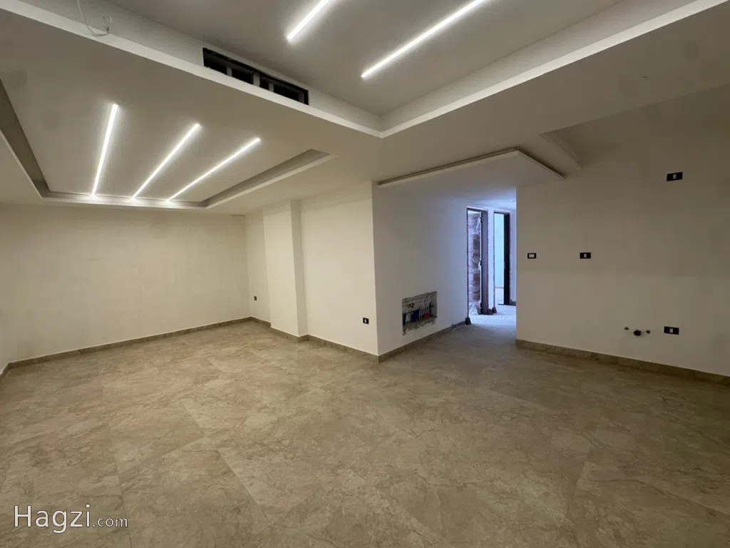 Apartment for Sale in 4th Circle - Image 1