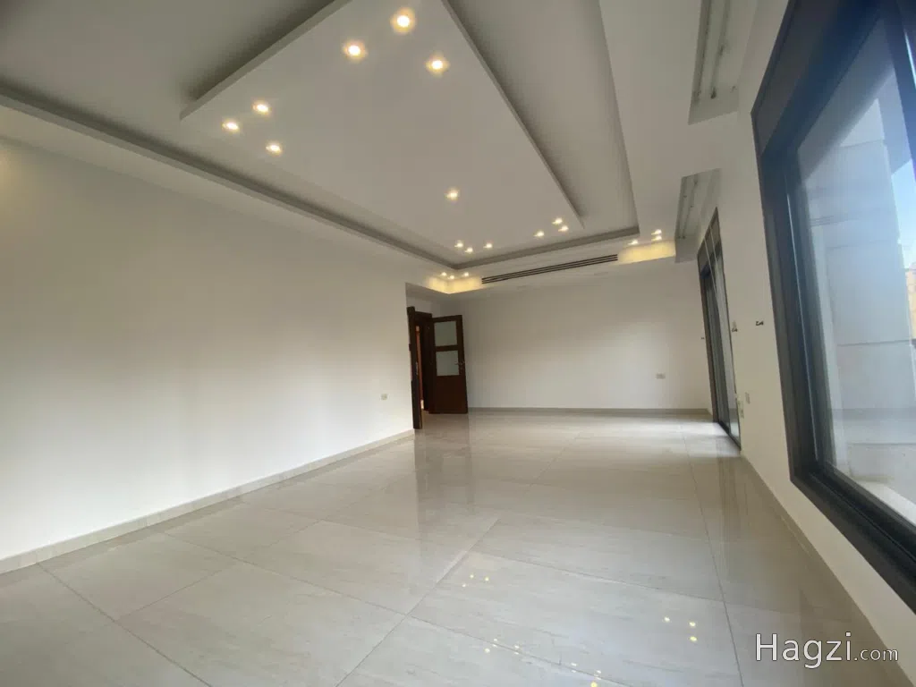 Apartment for sale in Deir Ghbar - Image 1