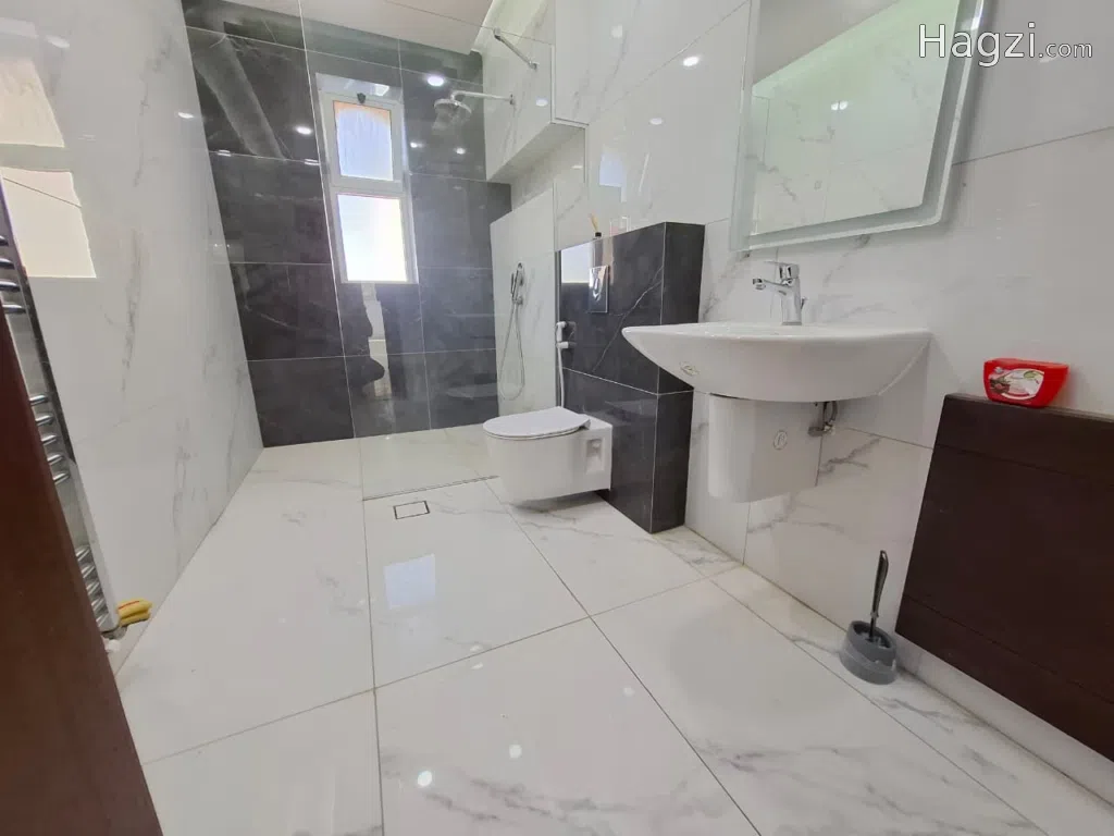 Unfurnished apartment to Rent - Image 1