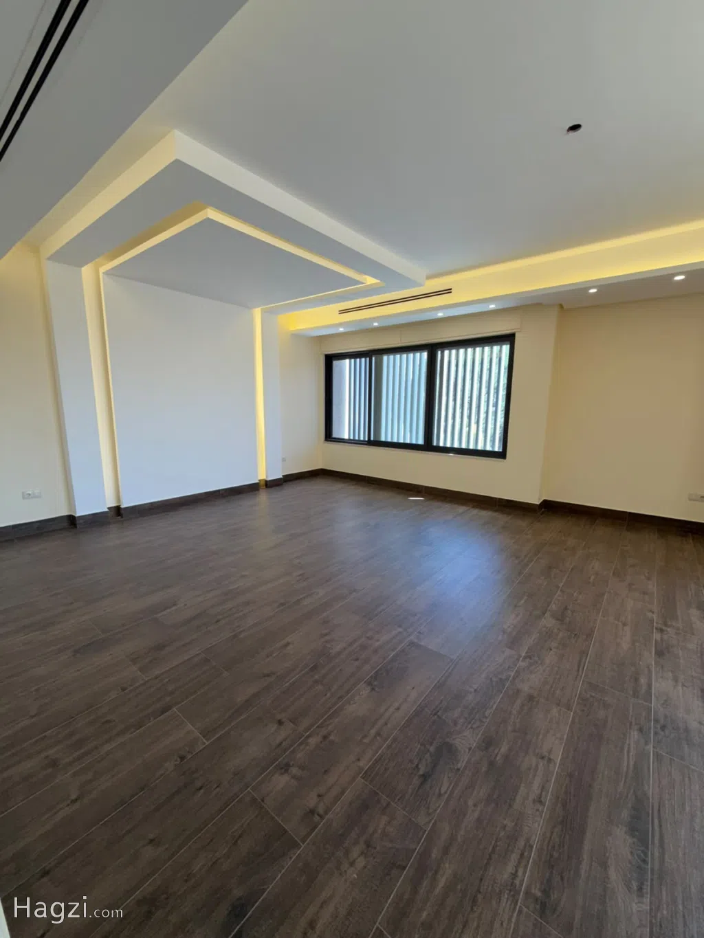 Semi-detached villa for rent in the finest areas of Al-Kursi neighborhood - Image 1