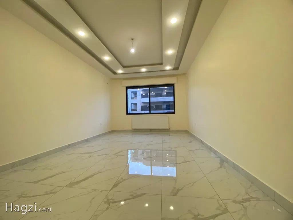 Unfurnished Apartment For Rent In Al Shmesani - Image 1
