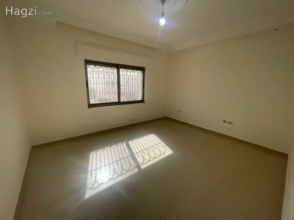 Apartment for rent in Deir Ghbar - Image 1