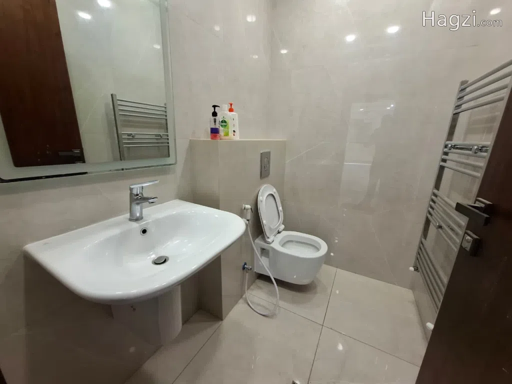 Unfurnished apartment to Rent - Image 1