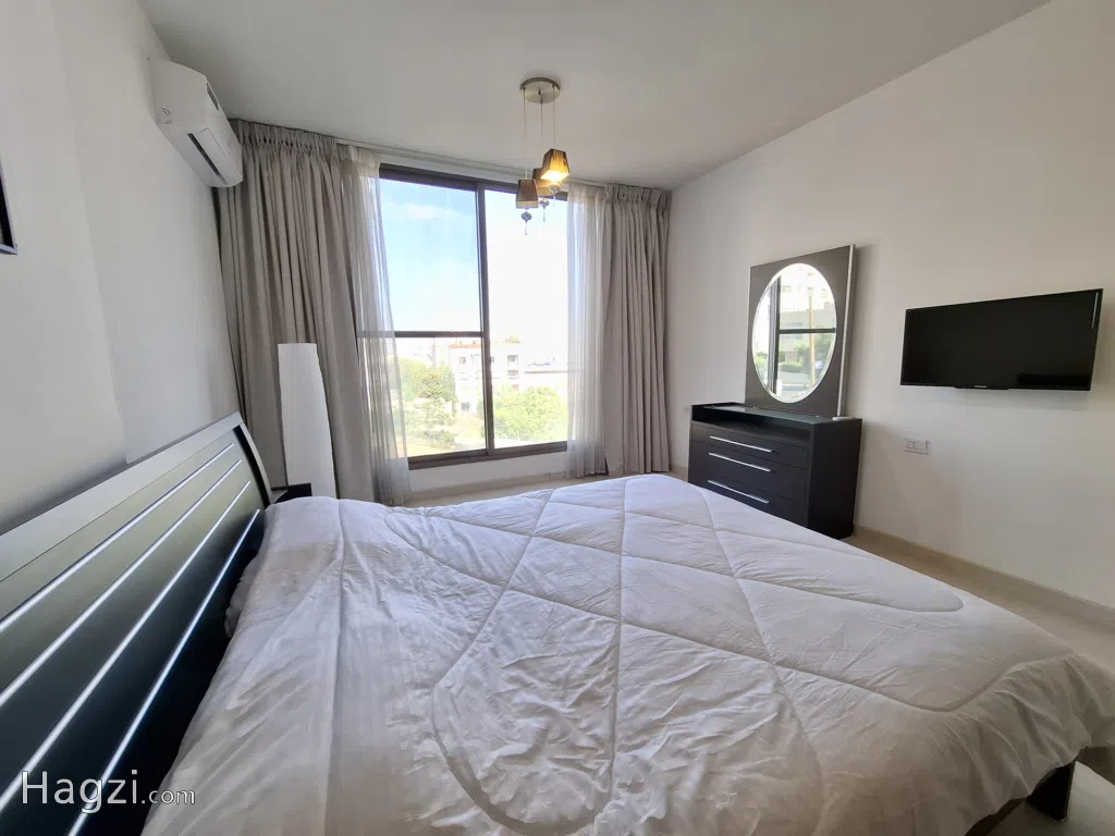Furnished apartment for rent - Image 1