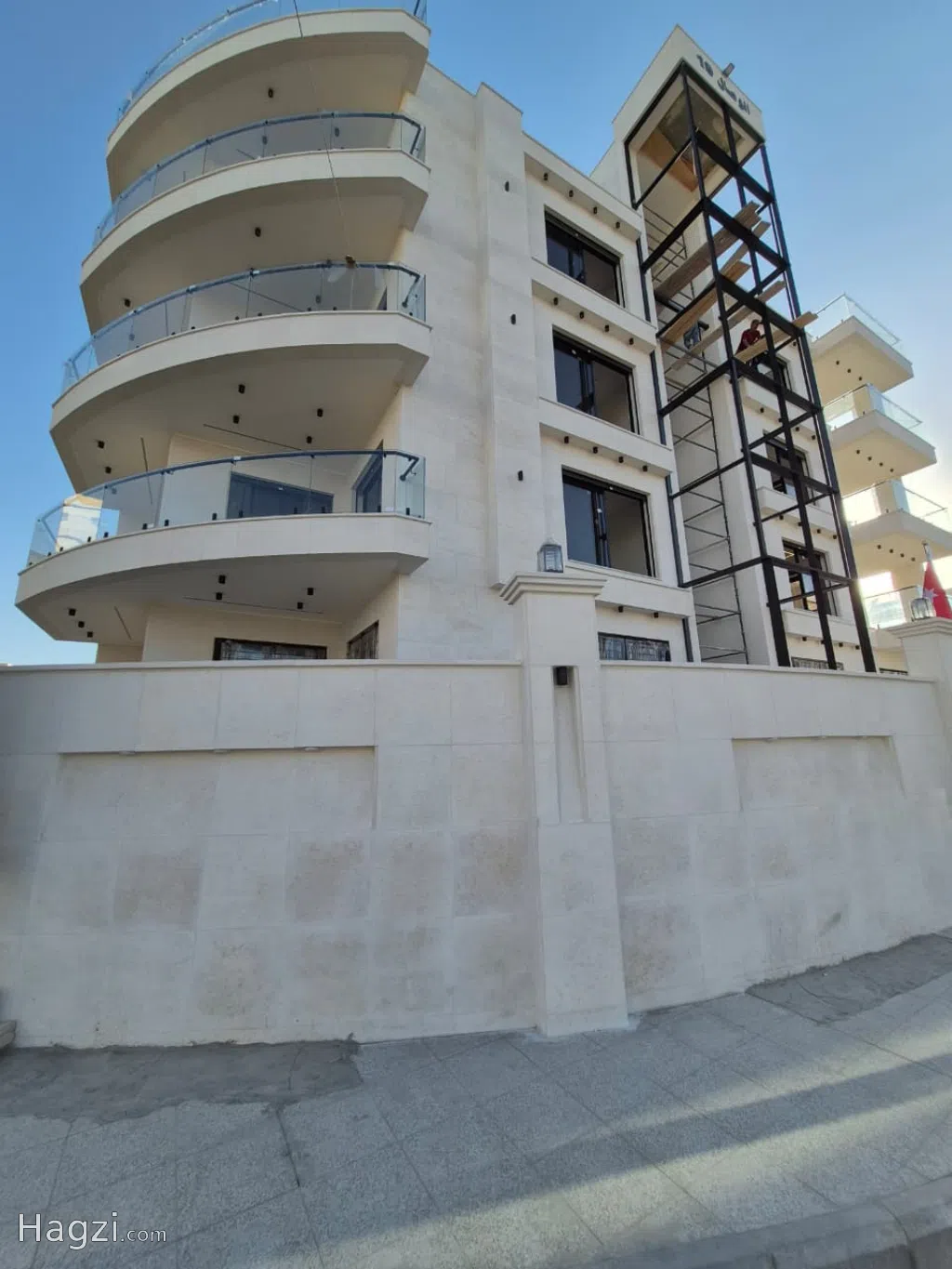 🏡 مشروع سكني فاخر للبيع | ضاحية النخيل - Image 1
