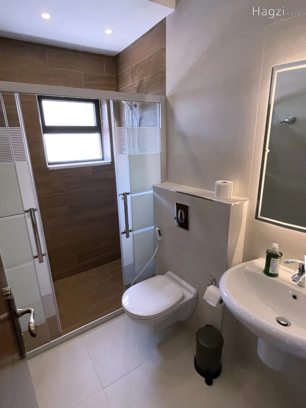 Three bedroom Apartment for rent - Image 1