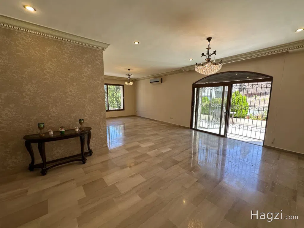 Semi-Furnished for rent in Abdoun - Image 1