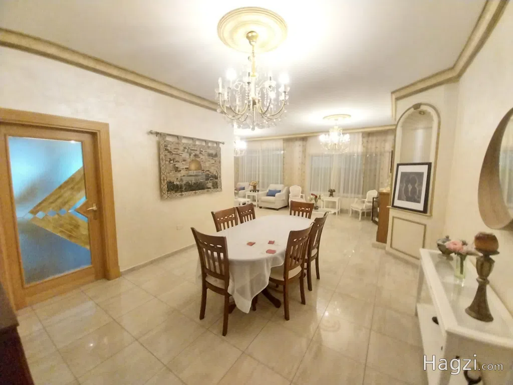 Furnished Apartment to Rent 230sqm - Image 1