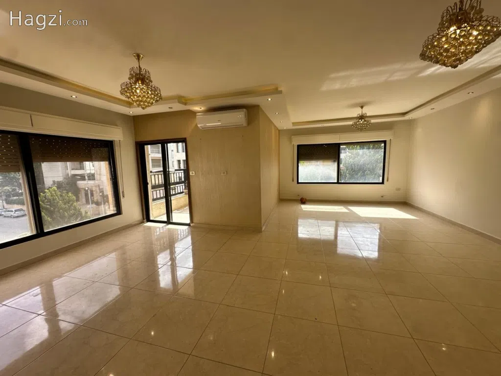 Unfurnished apartment for rent in 4th Circle - Image 1