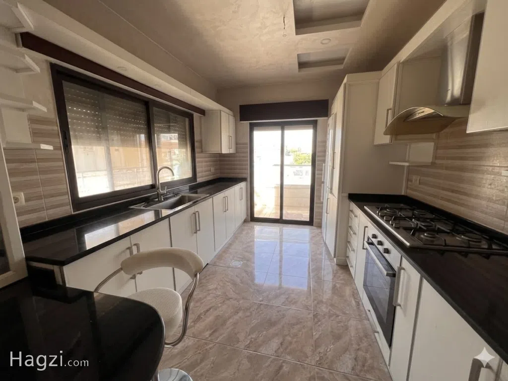 Three bedroom apartment for Sale in Rabieh - Image 1