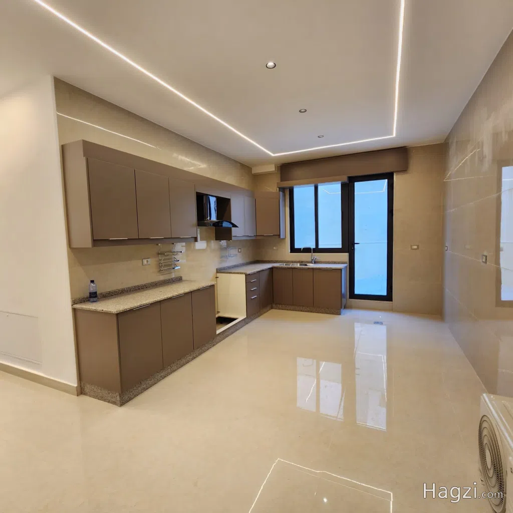 Unfurnished apartment for rent - Image 1