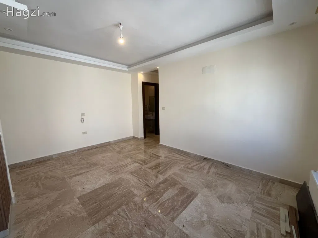 Three bedroom apartment for rent - Image 1