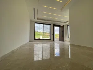 Unfurnished 4 Master Bedrooms for Rent in Abdoun - Secondary Image 2