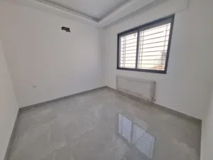 Unfurnished apartment to sale - Secondary Image 2