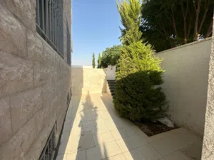 Villa for sale in Airport st. - Secondary Image 2