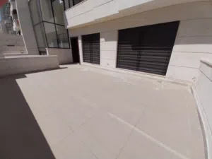 Unfurnished apartment to Rent  - Secondary Image 2
