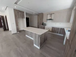 Unfurnished apartment to Rent  - Secondary Image 2