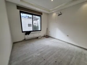 Unfurnished apartment to Rent  - Secondary Image 2