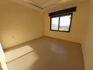 Unfurnished apartment to Rent  - Secondary Image 1