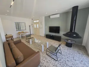 Two bedroom Roof for rent - Secondary Image 2