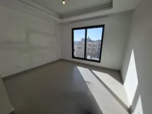 Unfurnished apartment to Rent  - Secondary Image 1