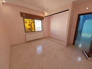 Unfurnished apartment for sale - Secondary Image 3