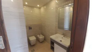 Luxury Duplex with roof  for sale in Um Uthaina - Secondary Image 2