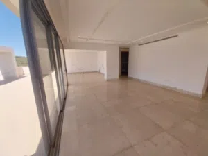 Unfurnished apartment to Rent  - Secondary Image 3