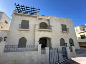 Unfurnished Villa for sale in Green Land Compound - Secondary Image 1