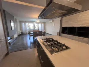 three bedroom furnished apartment for re - Secondary Image 2