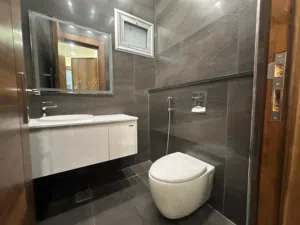 286 Sqm apartment for sale in Airport Road  - Secondary Image 2