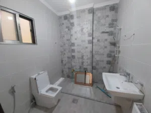 Unfurnished apartment for sale - Secondary Image 2