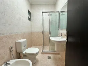 Unfurnished Apartment For sale In Abdoun - Secondary Image 2