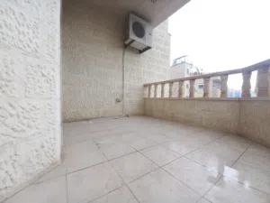 Unfurnished Apartment For Sale In 7th Circle  - Secondary Image 1