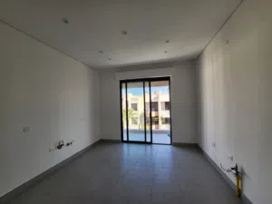 Apartment for sale in Um Uthaina - Secondary Image 3