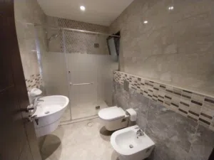 Unfurnished apartment to Rent  - Secondary Image 3